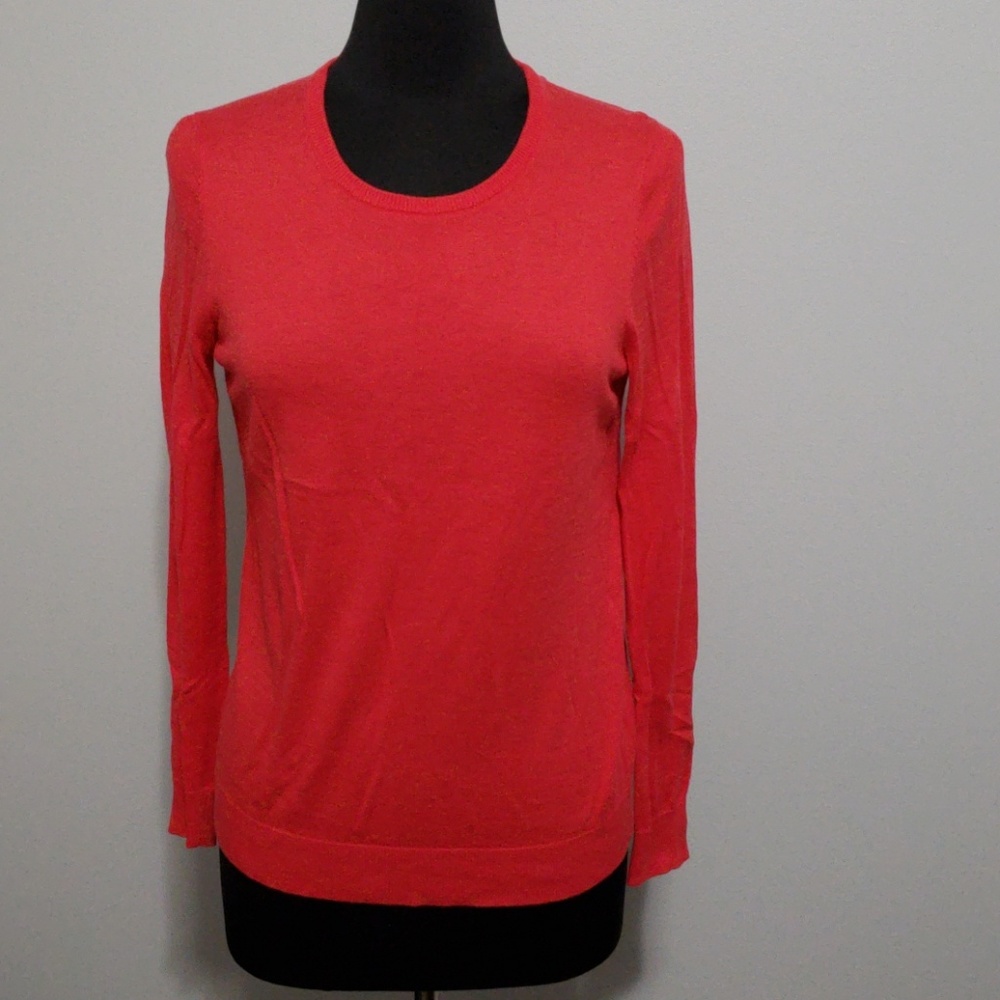 Like New Bright Red Crew Neck Ann Taylor Sweater